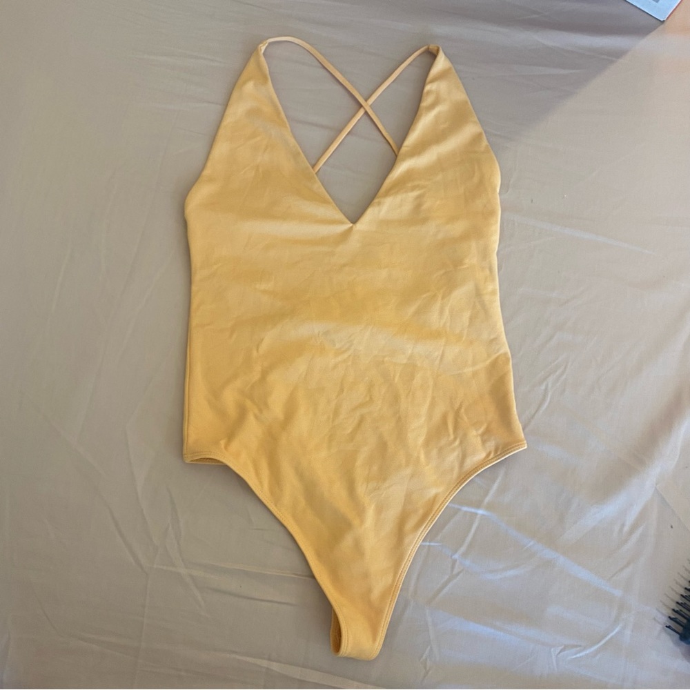 Aritzia Babaton Contour Bodysuit NWOT